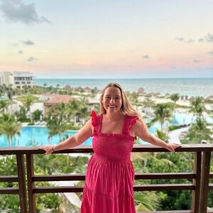 Meet your Posher, Emma